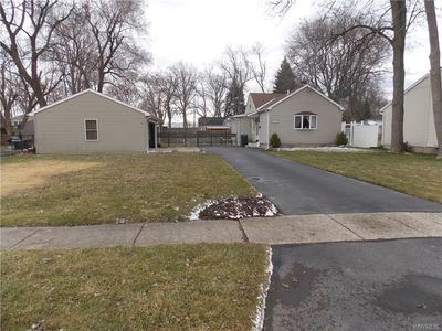 855 Lee Ave, North Tonawanda, NY, 14120