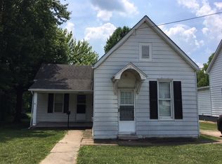 113 E 2nd St, Huntingburg, IN 47542