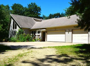33298 Yeager Ln, Lone Rock, WI 53556
