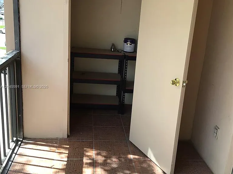 10975 SW 107th St #302 — Photo 21