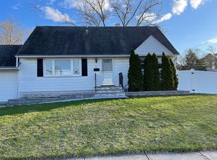 95 Madison Ave, Old Bridge, NJ 08857