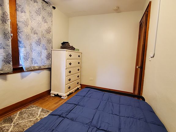 4th image of 520 E Apple Ave #A
