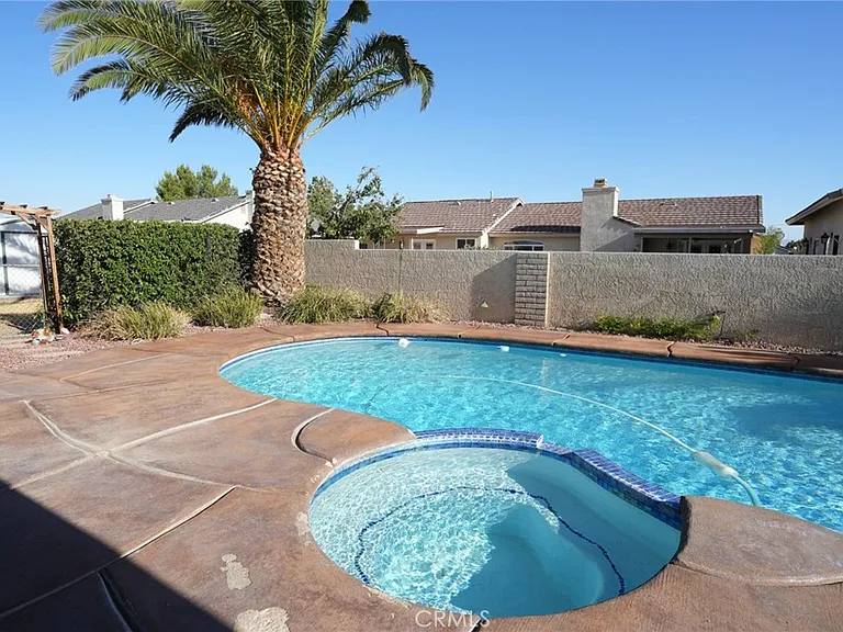 18895 Siesta Dr — Photo 32
