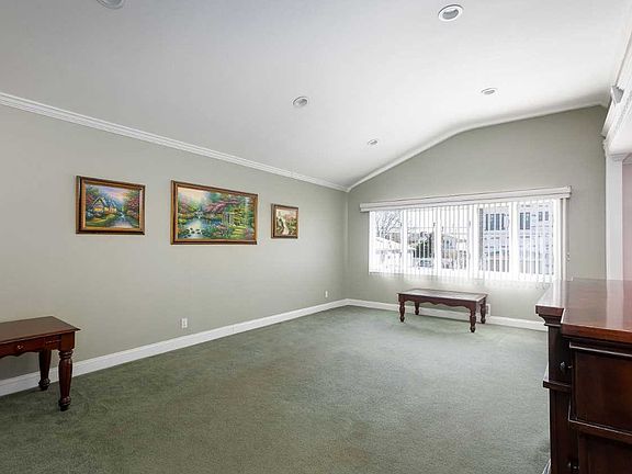 3rd image of 156-28 88th St