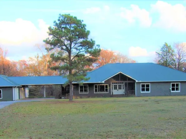 1541 County Road 1970, Yantis, TX 75497