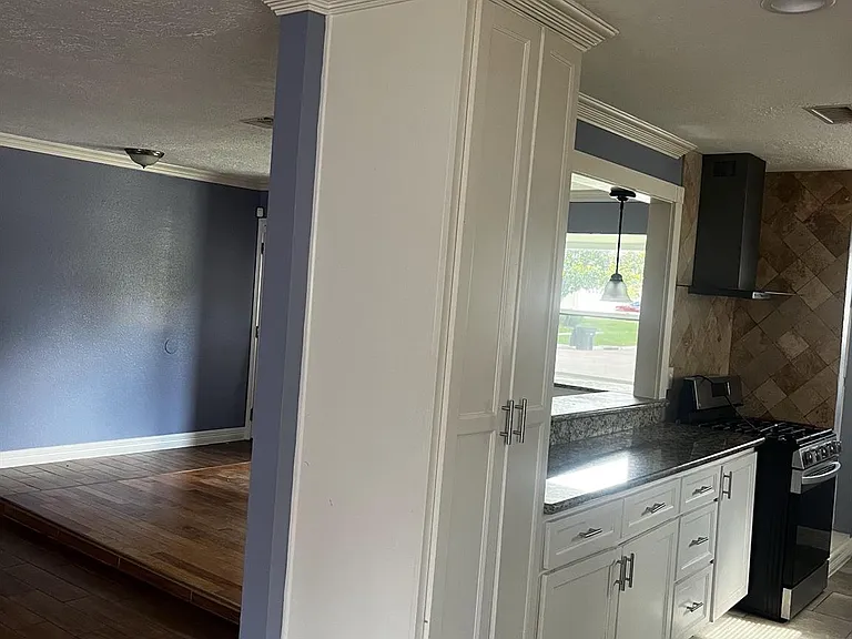12418 Plumbrook Dr — Photo 5