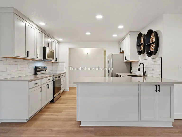 20160 Quinalt Dr — Photo 10