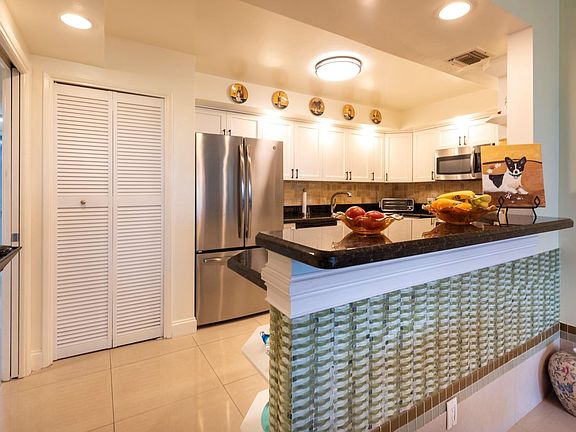 5th image of 806 Cypress Grove Lane #407