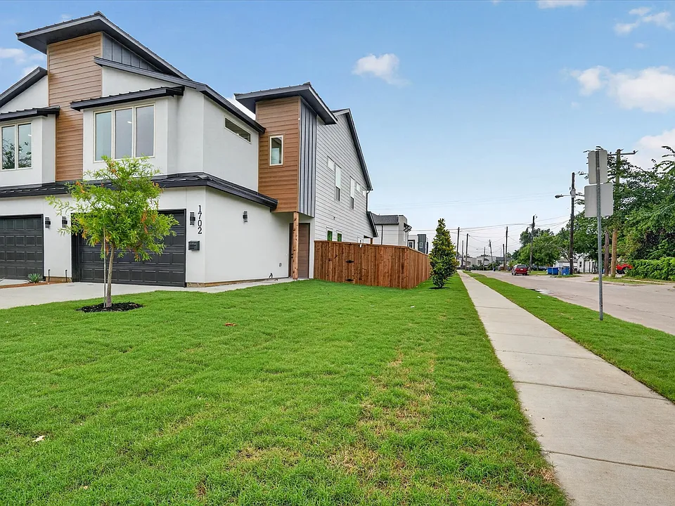 1702 Chattanooga Pl