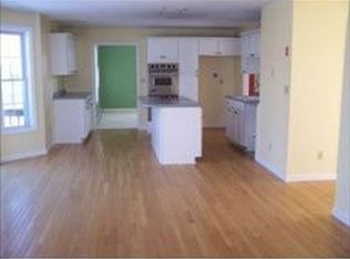 16 Tyler Dr, Goffstown, NH 03045