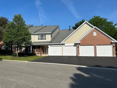 1010 Butternut Ln APT D, Mount Prospect, IL, 60056