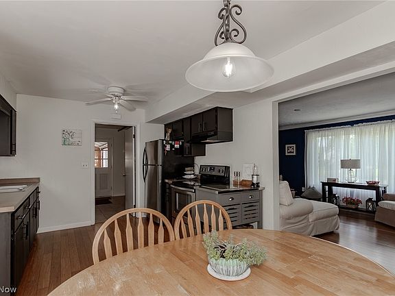 5th image of 344 Karen Dr