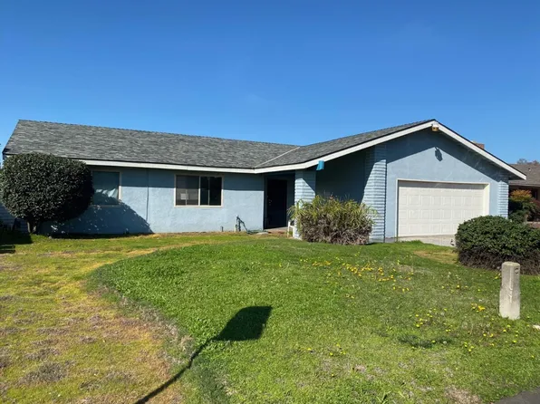 3231 Mulberry St, Selma, CA 93662
