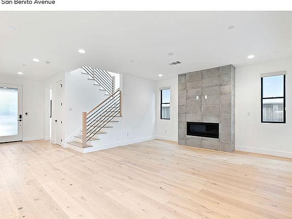 4th image of 757 San Benito Ave