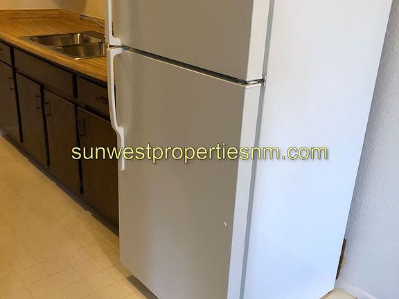 4th image of 2705 E 22nd St APT 15