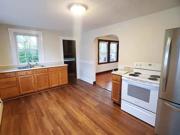 8 Woodland St #8 — Photo 10