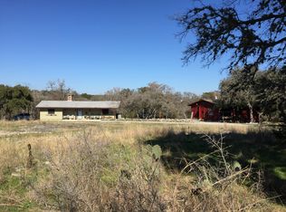 325 Bluff View Dr, Spring Branch, TX 78070