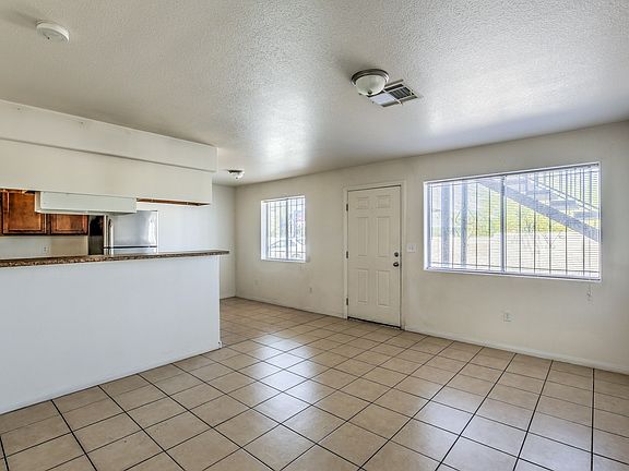 3rd image of 3131 N Walnut Rd APT C