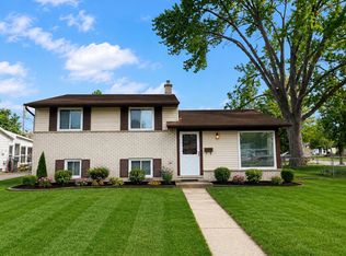 34714 Forman Dr, Sterling Heights, MI 48310