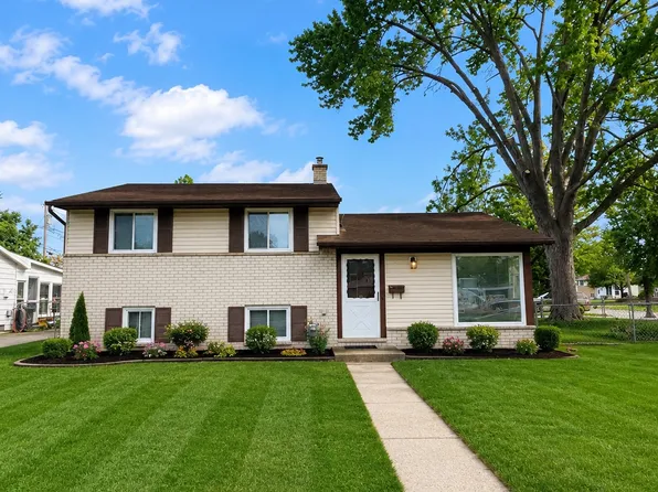 34714 Forman Dr, Sterling Heights, MI 48310