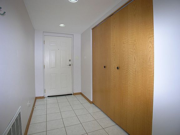 2nd image of 6600 Martin France Cir APT 2B