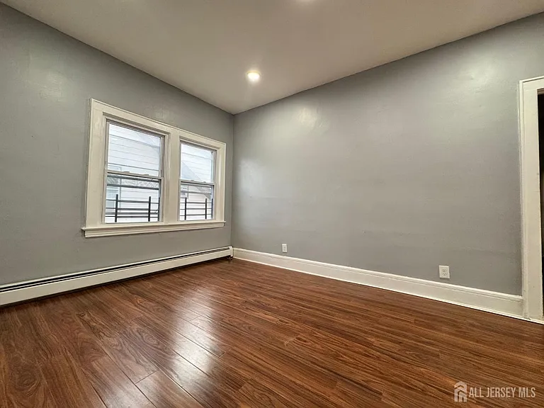 51 Poe Ave #3 — Photo 14