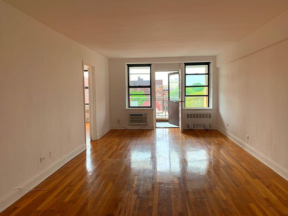 5th image of 1535 E 14th St APT 6H