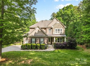 1320 Huntcliff Dr, Waxhaw, NC 28173