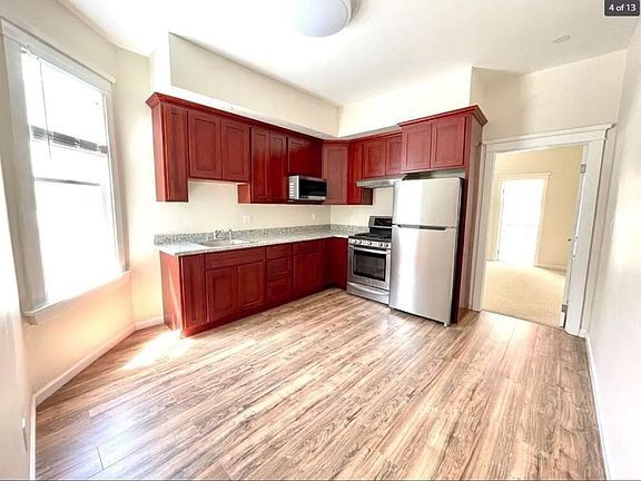2nd image of 132-134 Freelon St #134A