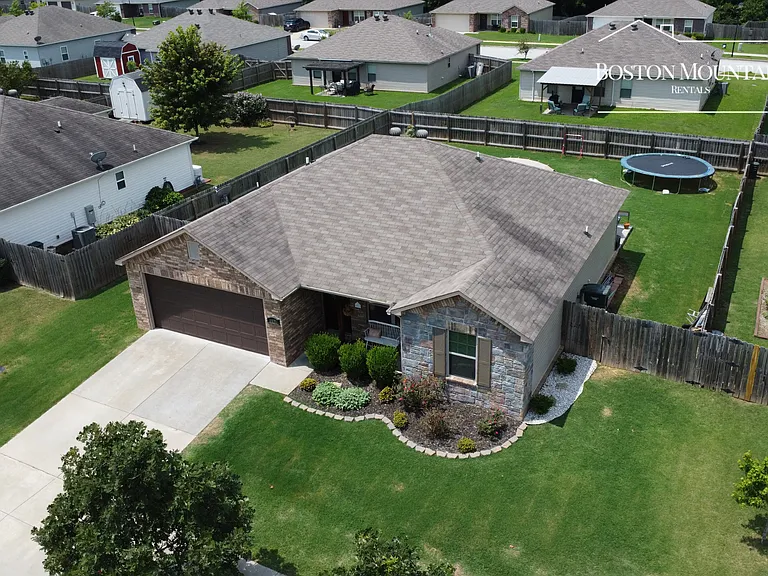 Note: Trampoline is no longer on property