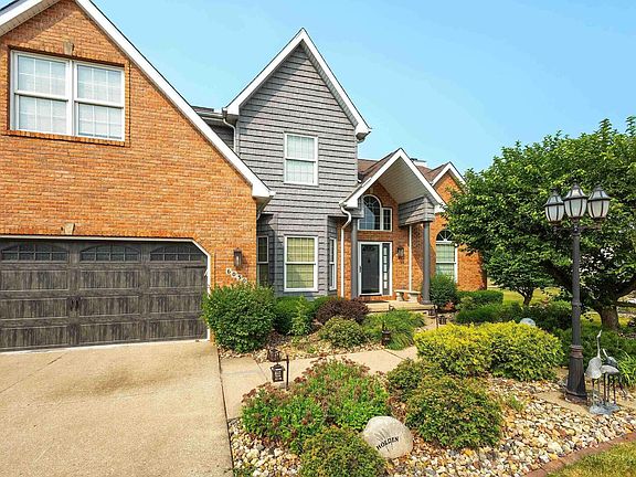 3rd image of 6030 Lakeland Ct