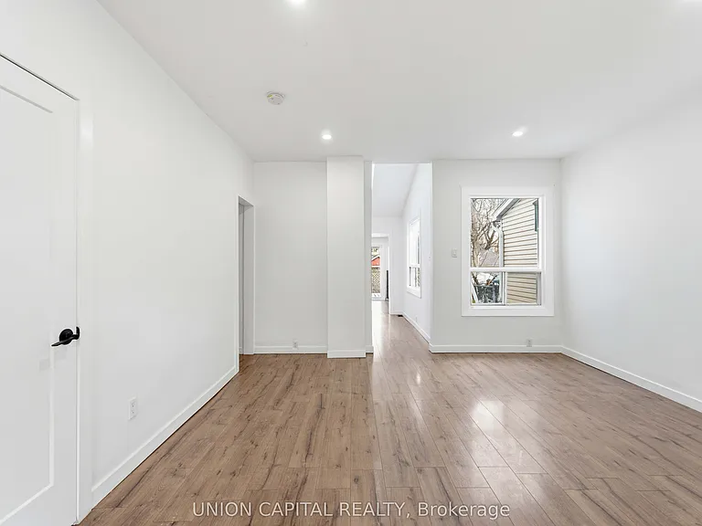 103 Case St — Photo 6