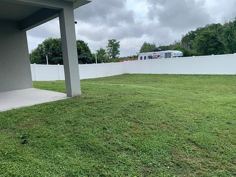 Missouri Ave — Photo 14