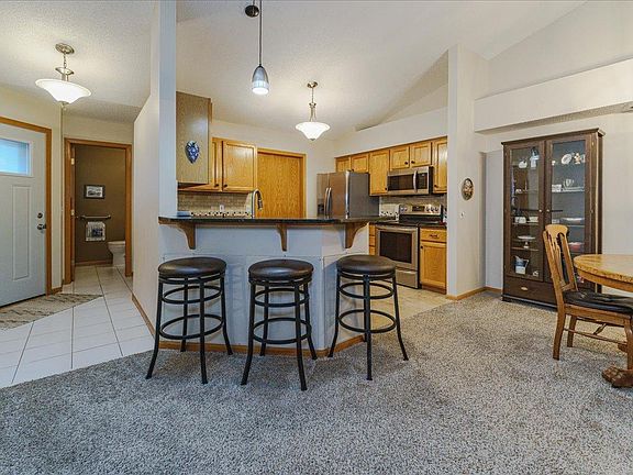 5th image of 14531 Eureka Ct