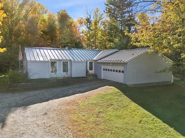 71 Smithfield Road, Belgrade, ME 04917