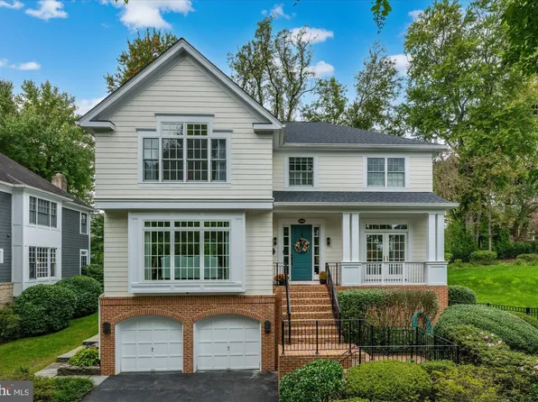 3018 John Marshall Dr, Arlington, VA 22207