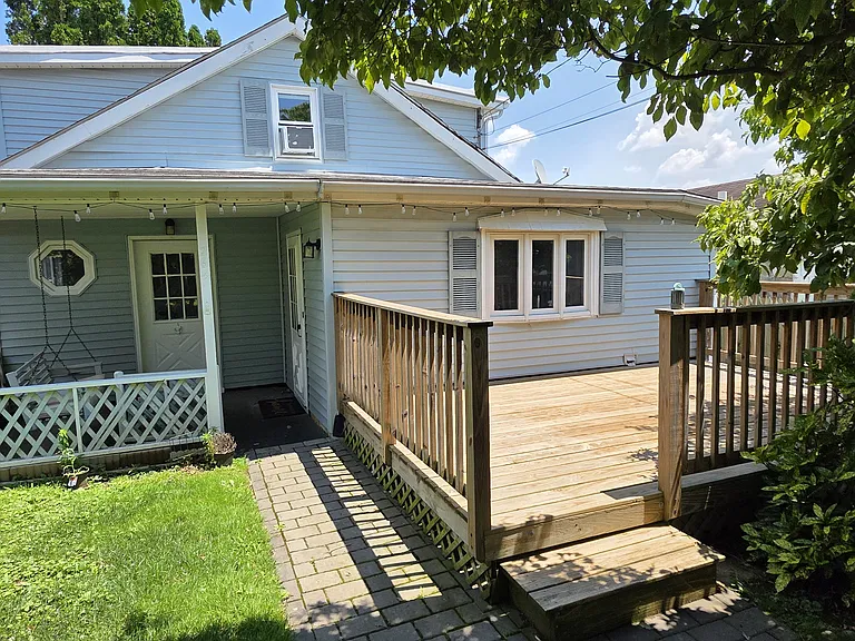 264 Roberts Ave — Photo 24