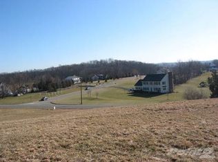 11 Val Ct, Lafayette, NJ 07848