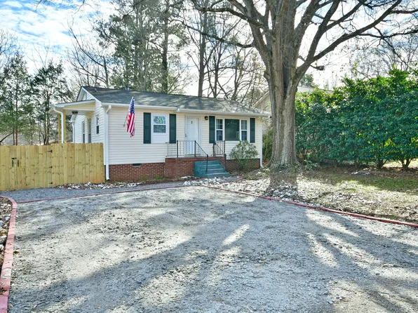 2 Aniwetauk St, Greenville, SC 29607