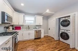 27 Center St #1 — Photo 11