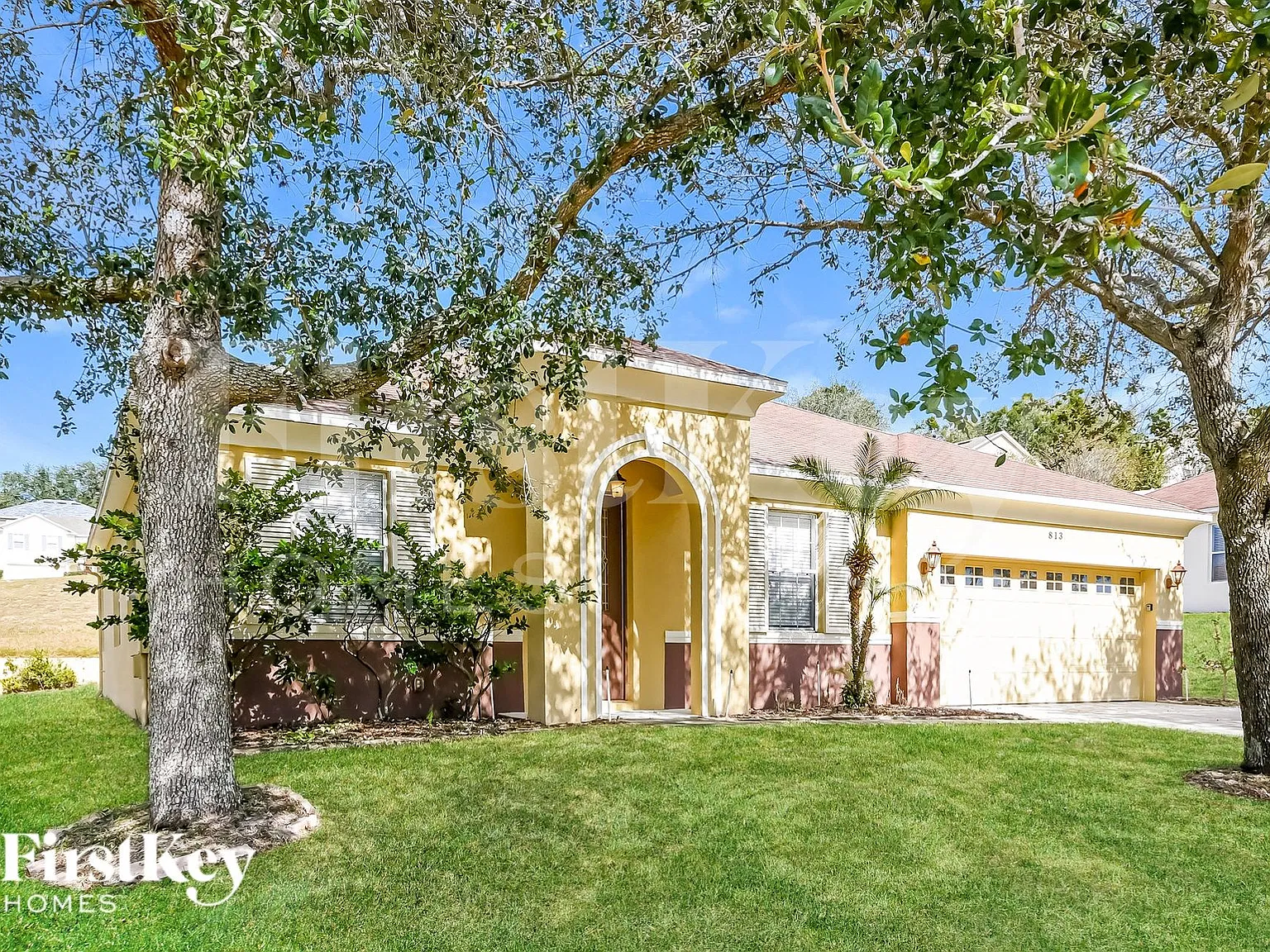 3 bed, 2.0 bath, 2236 sqft, $2,580 — Photo 2