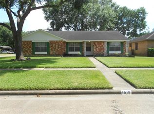 4619 Pinebrook Ln, Houston, TX 77053