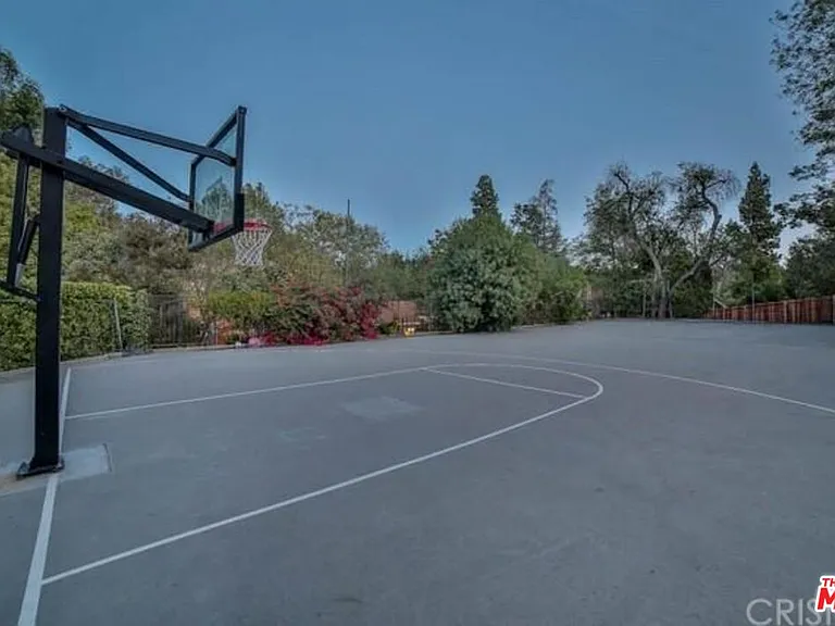 4949 Palomar Dr — Photo 16