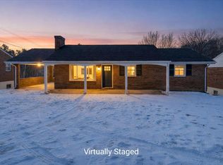 1631 Eanes Rd, Roanoke, VA 24014