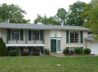 315 Burncoate Dr, Saint Louis, MO