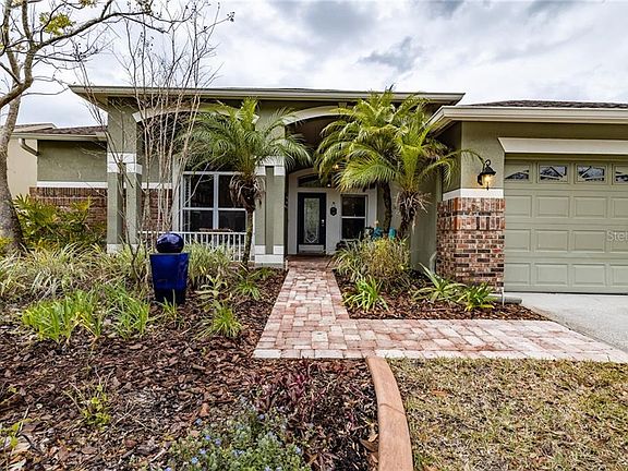 3rd image of 6105 Heroncrest Ct