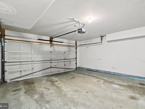 5th image of 3508 Clay Creek Ct
