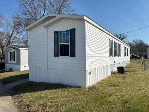 15 Aster Ln #A15, Belton, MO 64012