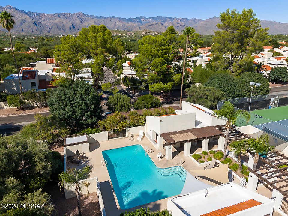 2nd image of 3034 N Placita Chorro