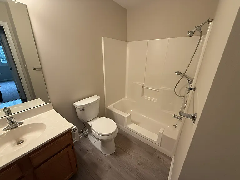 83 Winterberry Ct — Photo 11